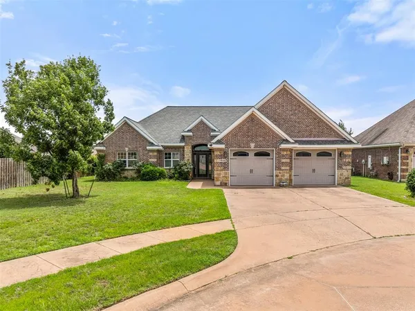 $357,000 | 1505 Lucy Circle, Lindale, TX 75771