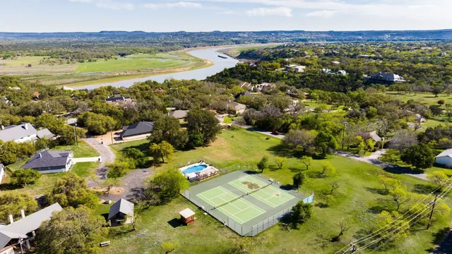 $649,000 | 300 Bedford Drive, Spicewood, TX 78669