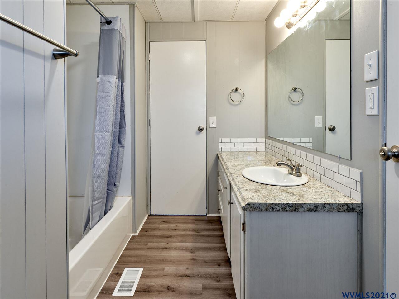 5355 River ( Road, Unit 31 Keizer, OR 97303 - Photo 19 of 26