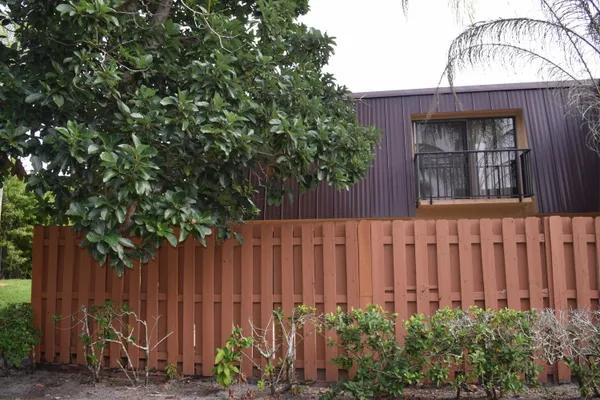 $1,800 | 5945 Southeast Windsong Lane, Unit 907, Stuart, FL 34997