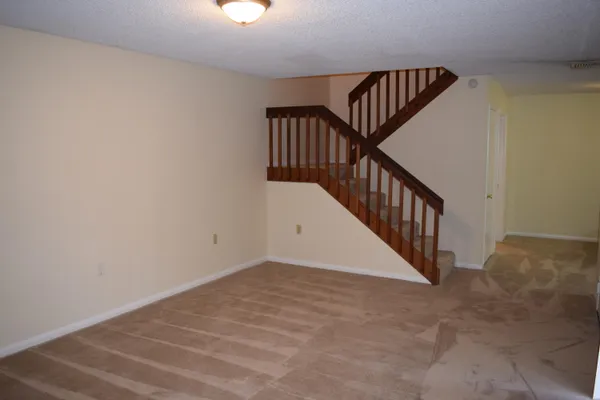 $1,800 | 5945 Southeast Windsong Lane, Unit 907, Stuart, FL 34997