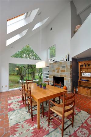 670 Lowell Road Concord, MA 01742 - Photo 1 of 29 Gallery Image 1