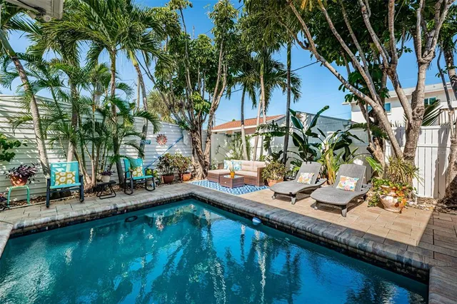 $5,000 | 509 70th Avenue, St. Pete Beach, FL 33706