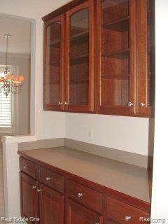 1471 Werth Drive Rochester, MI 48306 - Photo 6 of 22 Butler's Pantry