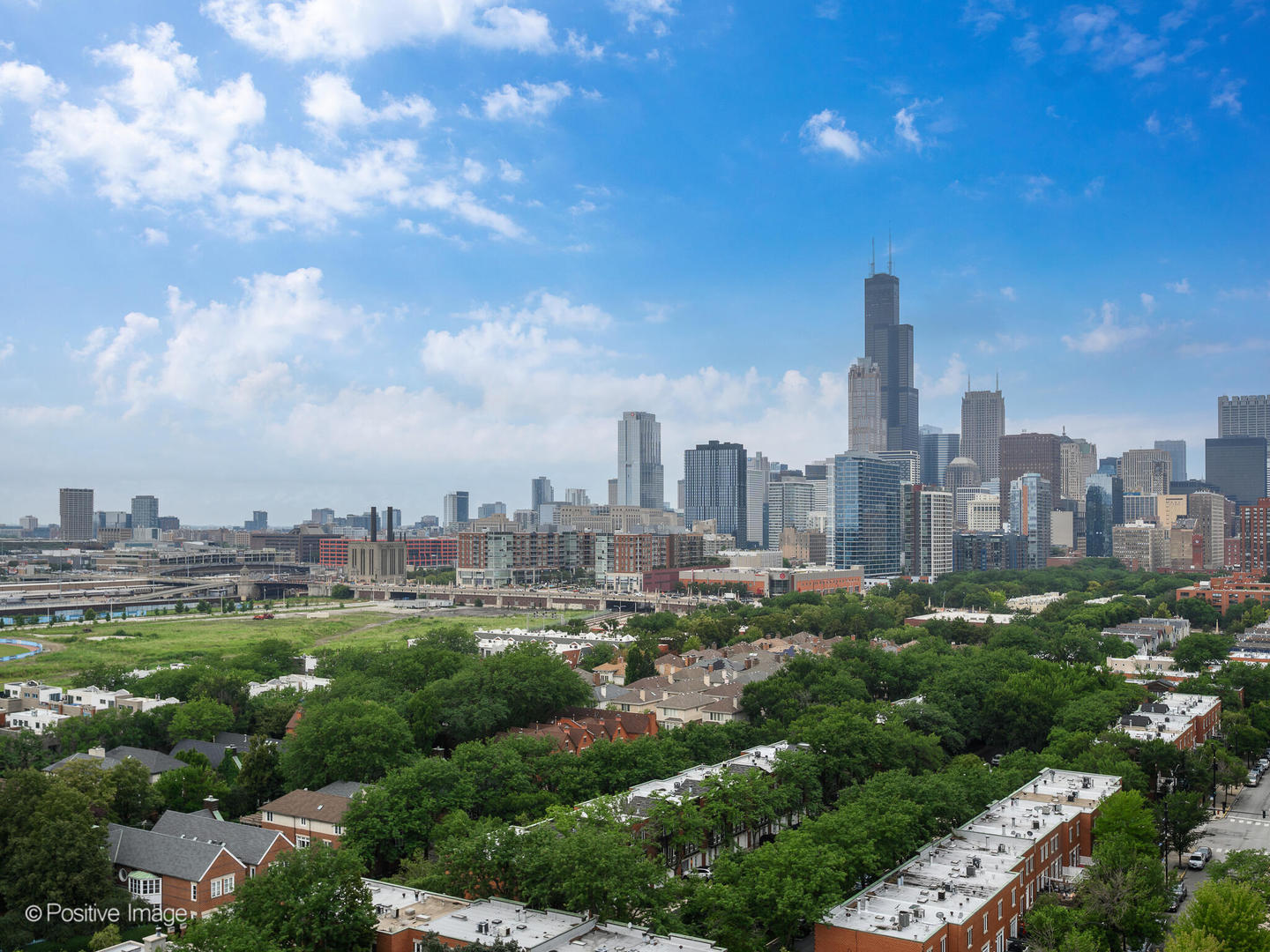5 East 14th Place, Unit 1506 Chicago, IL 60605 - Photo 19 of 23 a view of a city with tall buildings