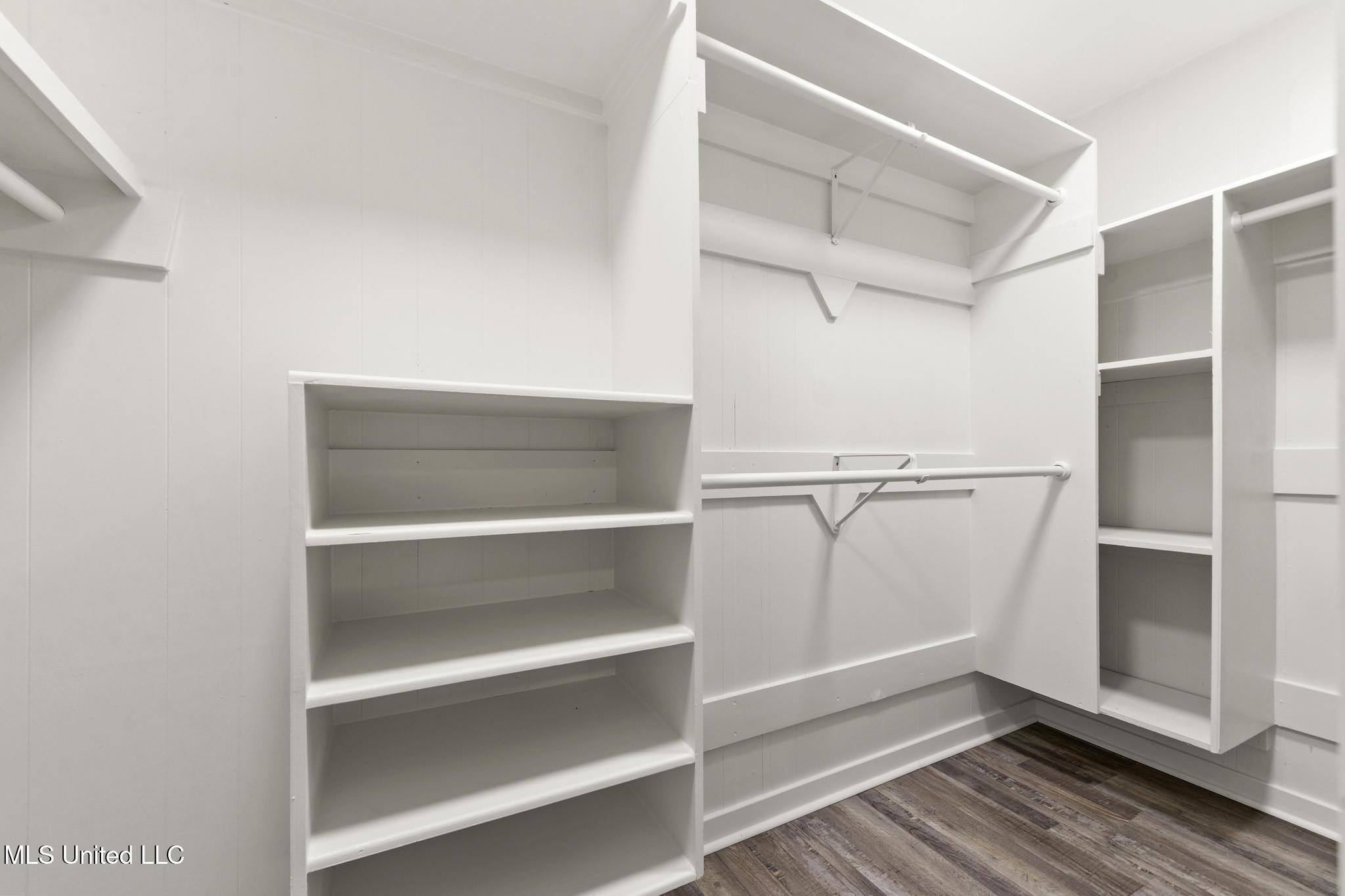 2706 Rolling Meadows Road Gautier, MS 39553 - Photo 14 of 34 013