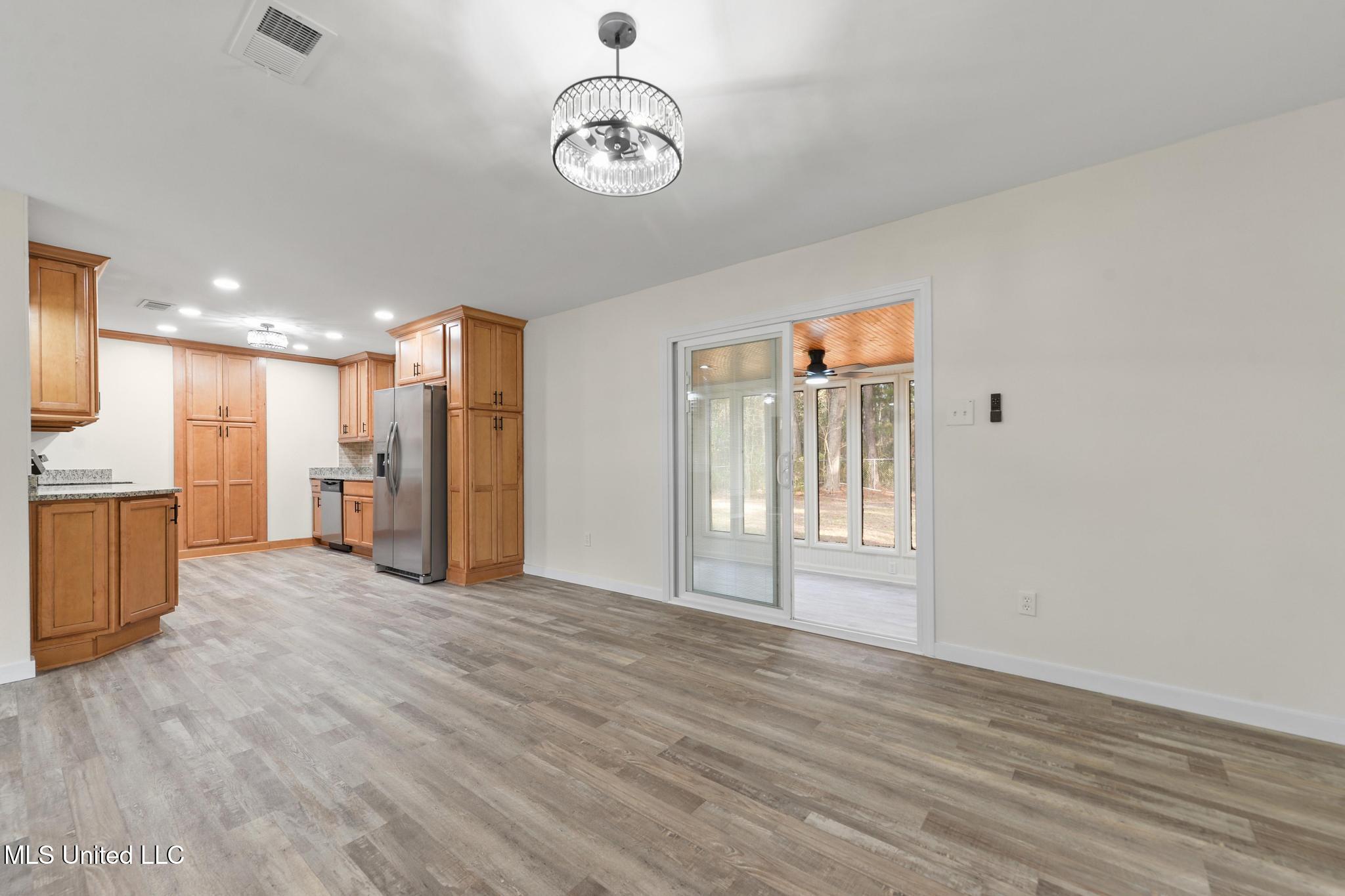 2706 Rolling Meadows Road Gautier, MS 39553 - Photo 8 of 34 007