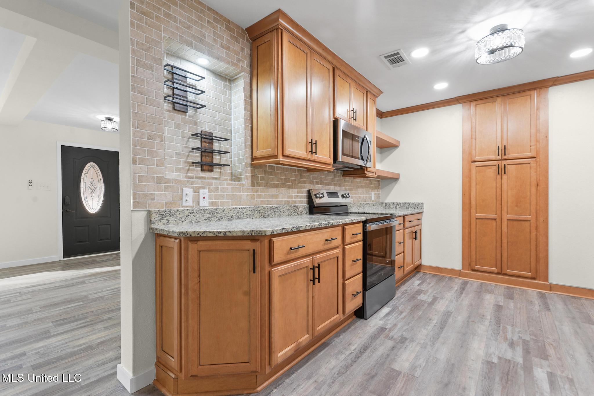 2706 Rolling Meadows Road Gautier, MS 39553 - Photo 9 of 34 008