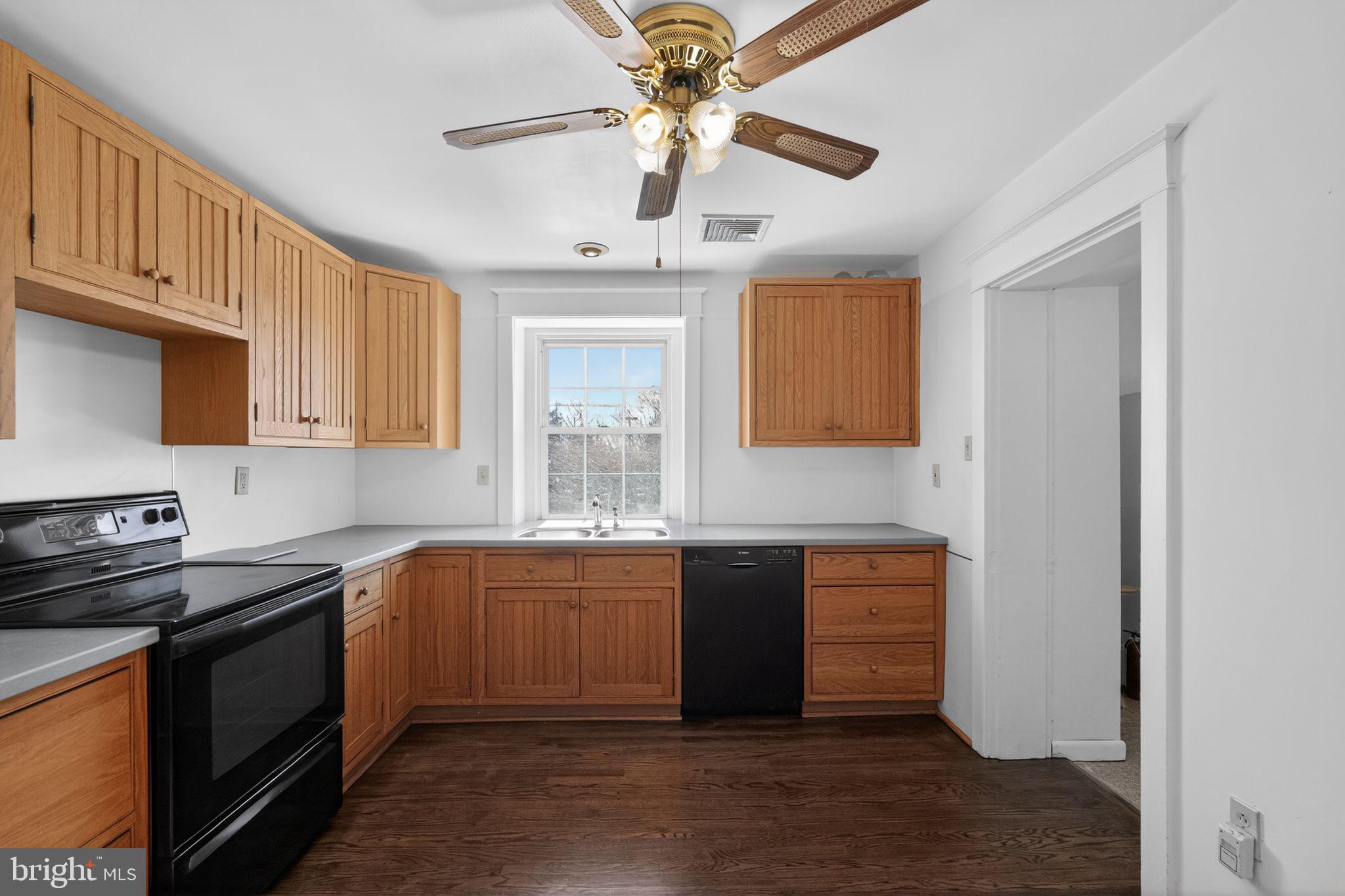 1327 Kendall Road Swarthmore, PA 19081 - Photo 14 of 30 Kitchen