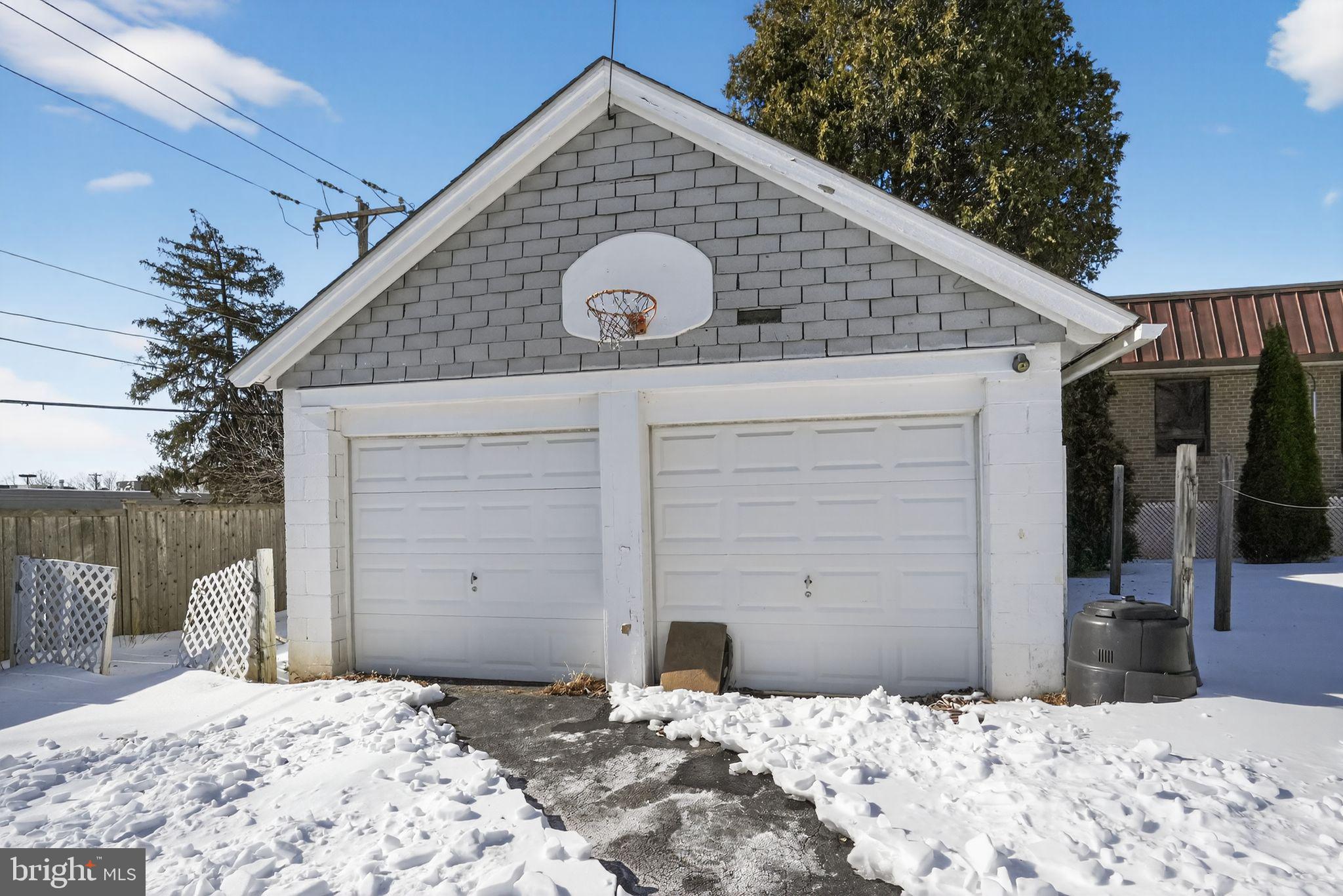 1327 Kendall Road Swarthmore, PA 19081 - Photo 6 of 30 2 car garage