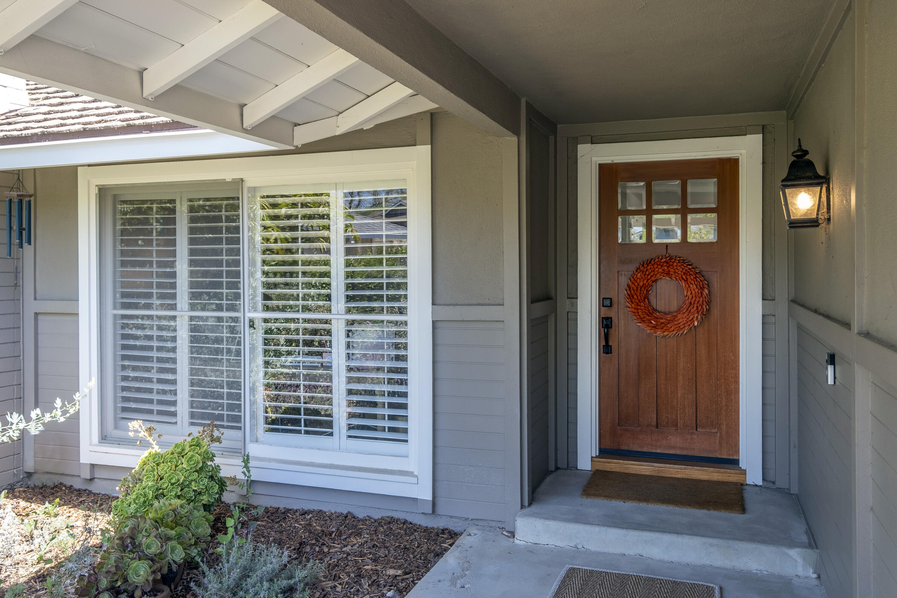 648 Wakefield Road Goleta, CA 93117 - Photo 3 of 13 Entry