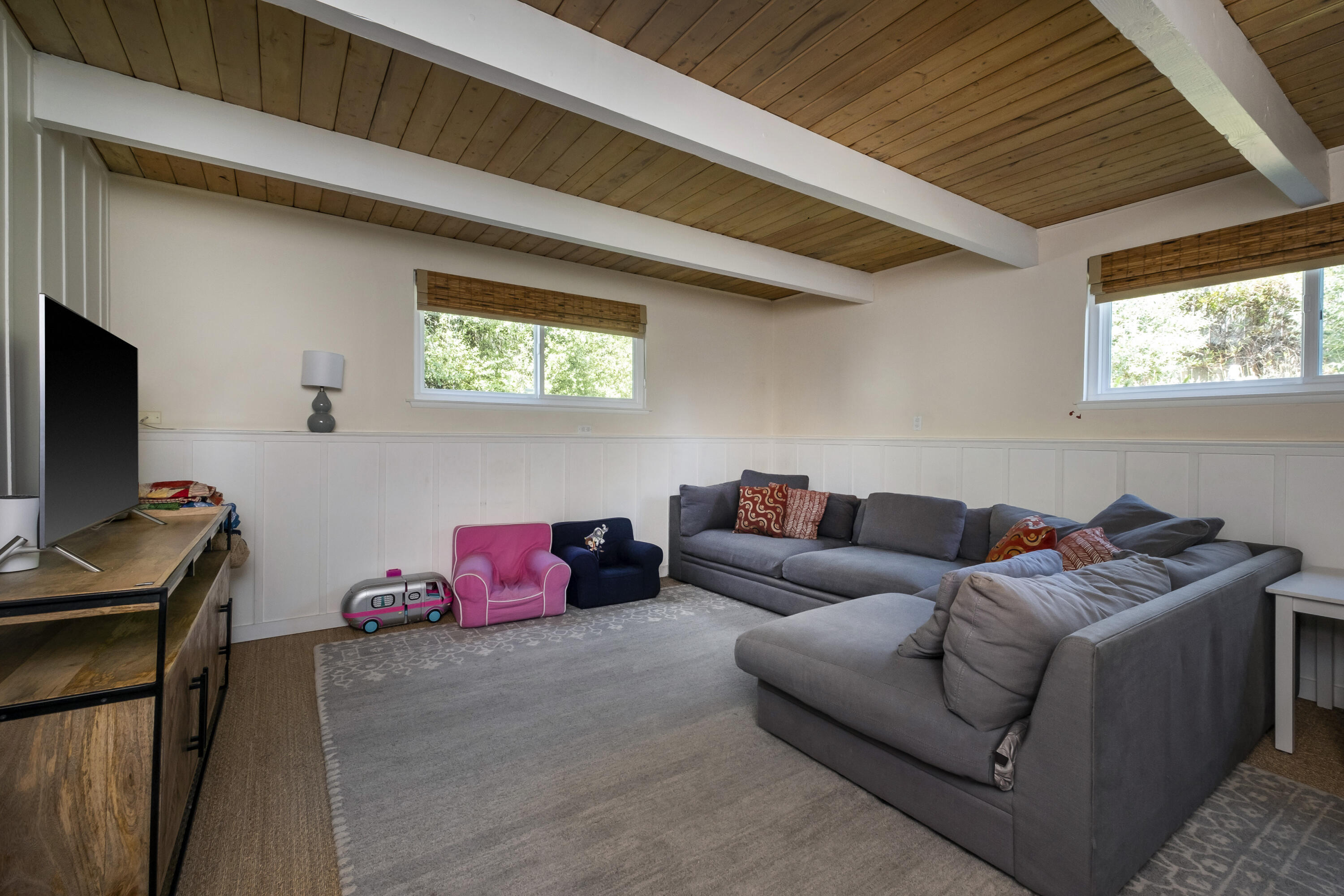 648 Wakefield Road Goleta, CA 93117 - Photo 7 of 13 Den