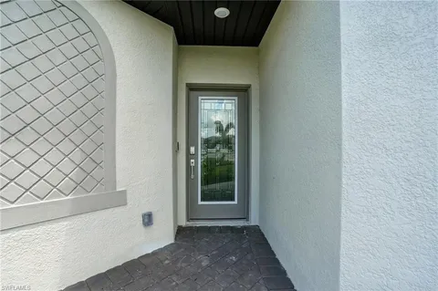 $369,900 | 19604 Hinkley Drive, Estero, FL 33928