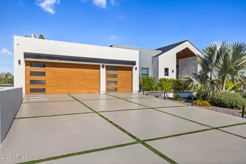 a house view with a outdoor space