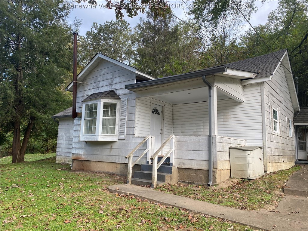 5391 Elk River Road North Elkview, WV 25071 - Photo 1 of 8 Gallery Image 1