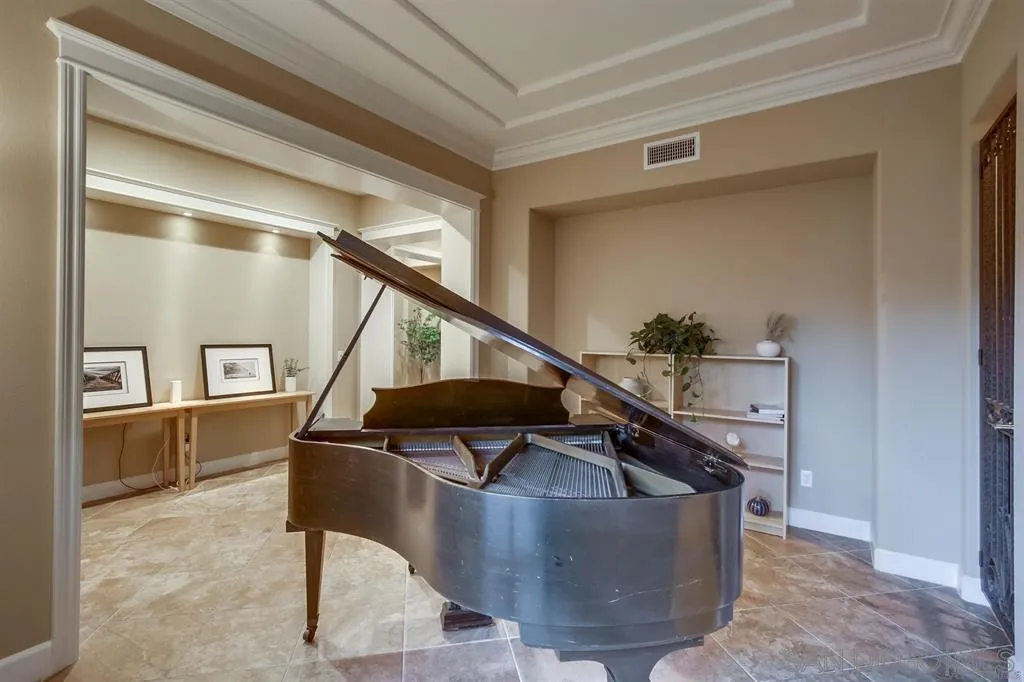 545 Quail Pointe Lane Encinitas, CA 92024 - Photo 12 of 63