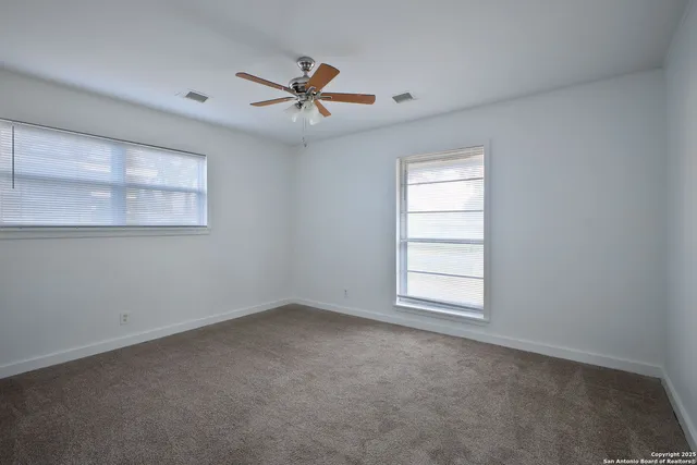 $375,000 | 425 Winfield Boulevard, San Antonio, TX 78239