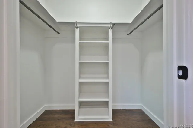 $375,000 | 425 Winfield Boulevard, San Antonio, TX 78239