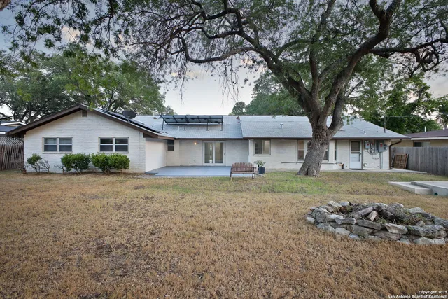 $375,000 | 425 Winfield Boulevard, San Antonio, TX 78239