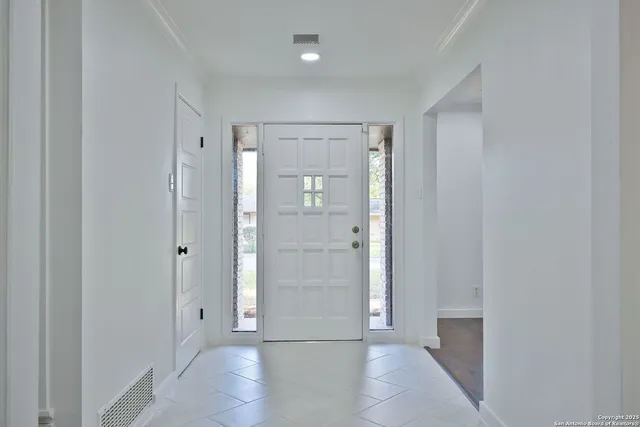 $375,000 | 425 Winfield Boulevard, San Antonio, TX 78239