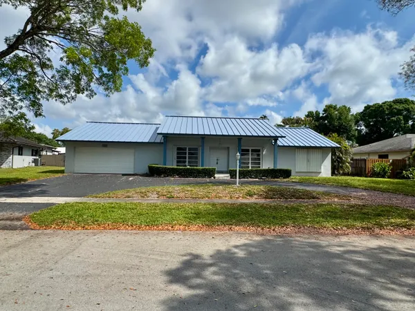 $5,300 | 7441 Southwest 19th Street, Plantation, FL 33317