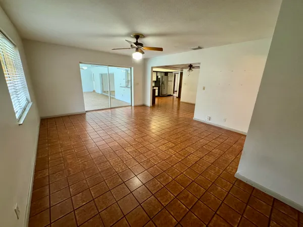 $5,300 | 7441 Southwest 19th Street, Plantation, FL 33317