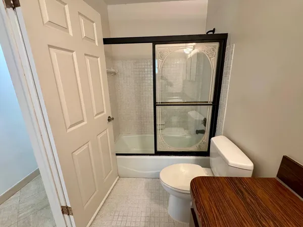 $5,300 | 7441 Southwest 19th Street, Plantation, FL 33317