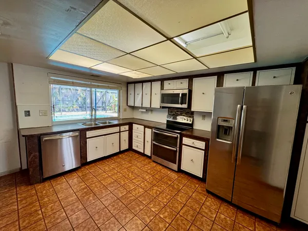 $5,300 | 7441 Southwest 19th Street, Plantation, FL 33317