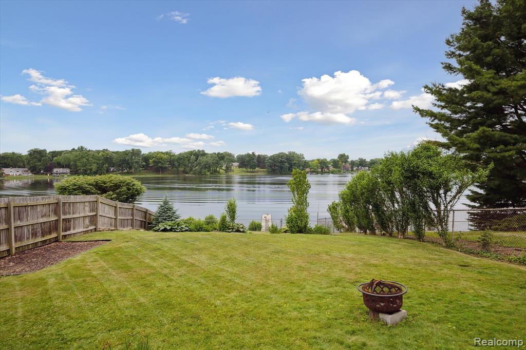 3330 Lexington Road Waterford, MI 48328 - Photo 12 of 47
