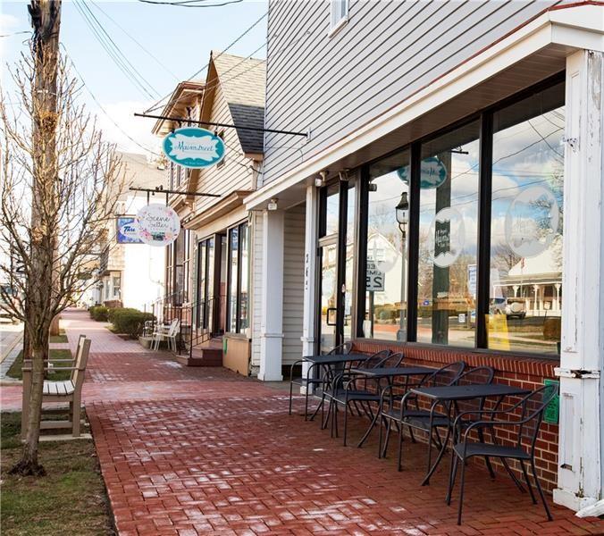 119 South Butler Street Saxonburg, PA 16056 - Photo 36 of 39 a view of a dinning tables and chairs in a patio