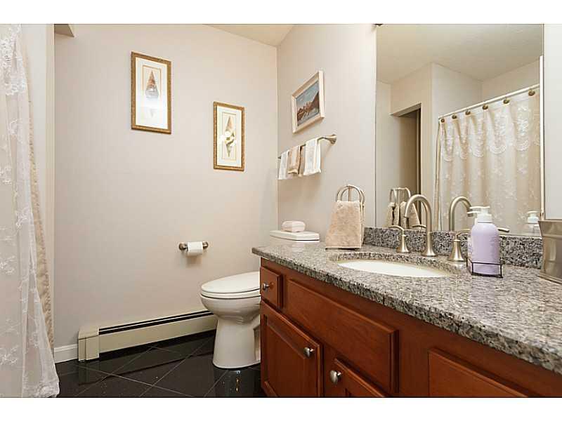 29 Blueberry Cove Road, Unit 29 Yarmouth, ME 04096 - Photo 26 of 33 Bathroom.