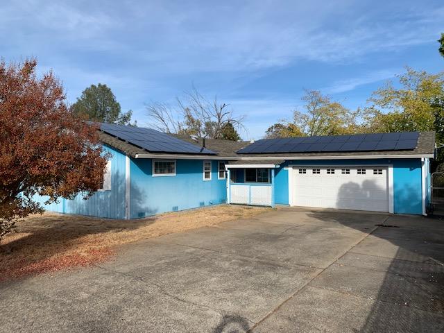 583 Ridge Road Redding, CA 96003 - Photo 2 of 14 IMG_2435
