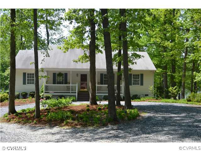 174 Trices Lake Road Columbia, VA 23038 - Photo 1 of 12 Exterior Front