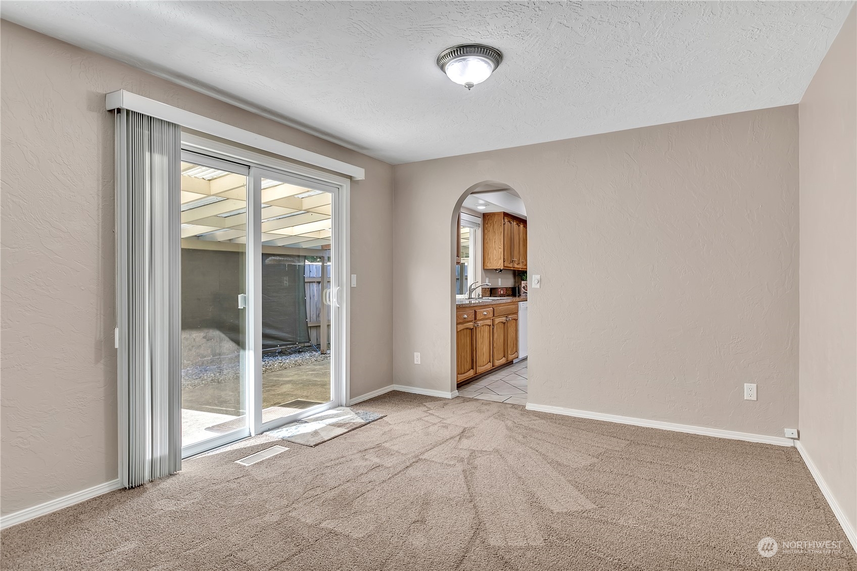 14603 157th Place Southeast Renton, WA 98059 - Photo 11 of 26 Gallery Image 11
