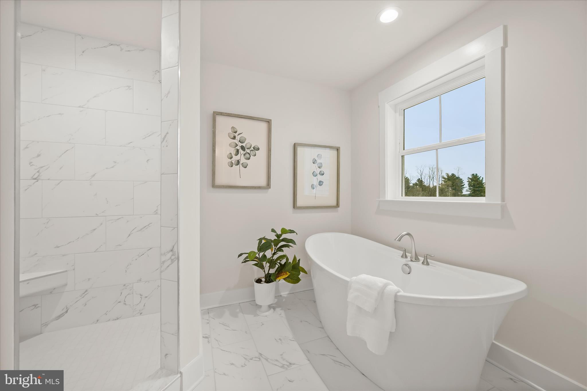 618 A Deer Park Road Westminster, MD 21157 - Photo 33 of 57 Primary Ensuite Bathroom