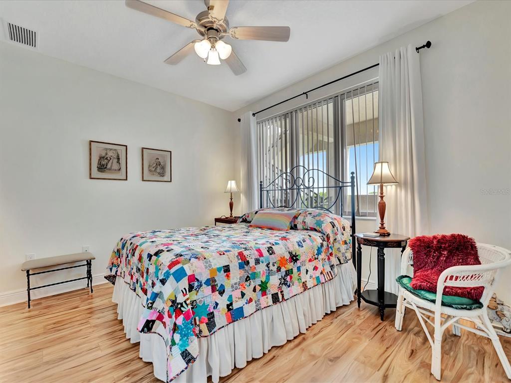 1022 Bellasol Way, Unit 5302 Apollo Beach, FL 33572 - Photo 4 of 43