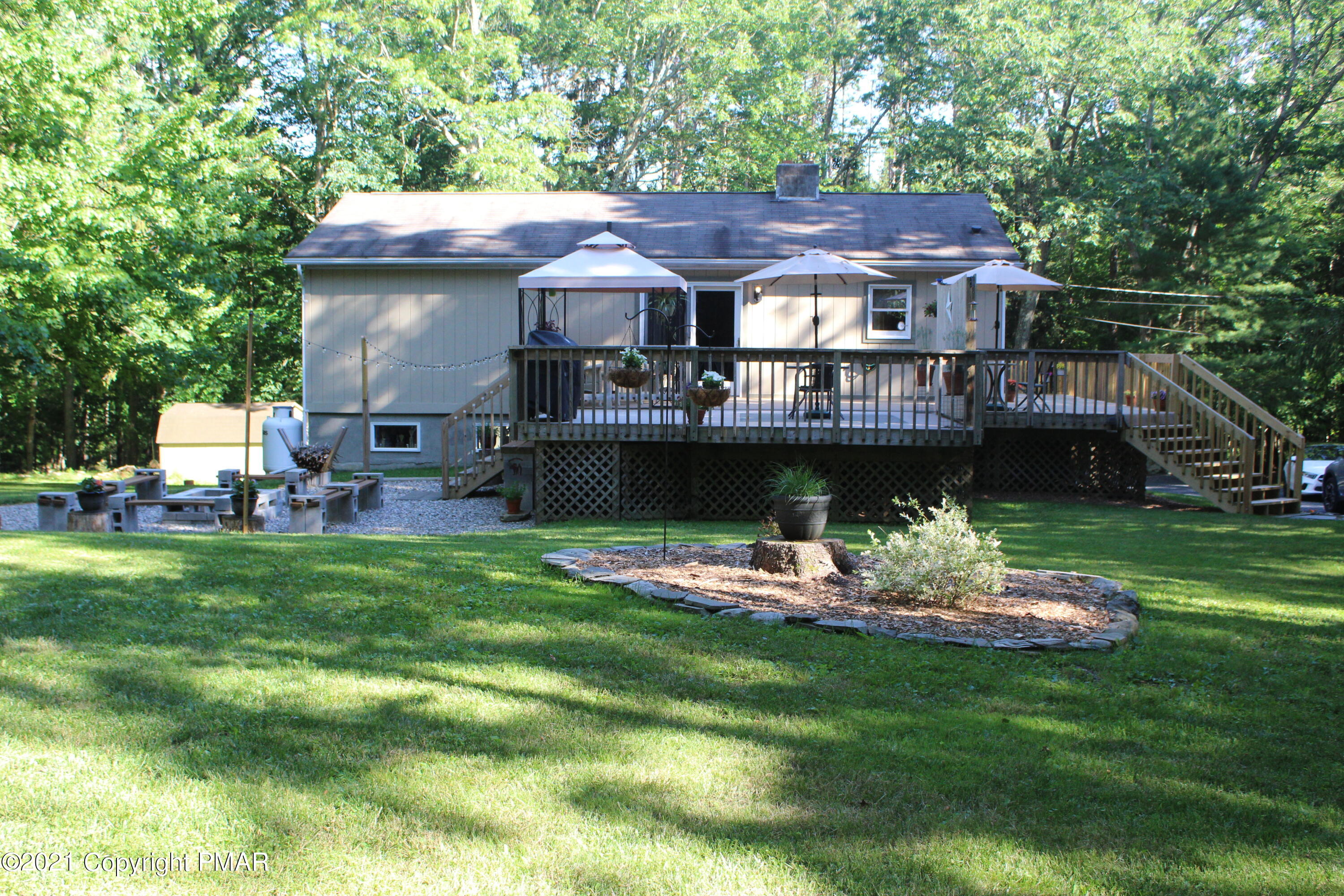 91 Turkey Ridge Road East Stroudsburg, PA 18302 - Photo 1 of 32 IMG_9193