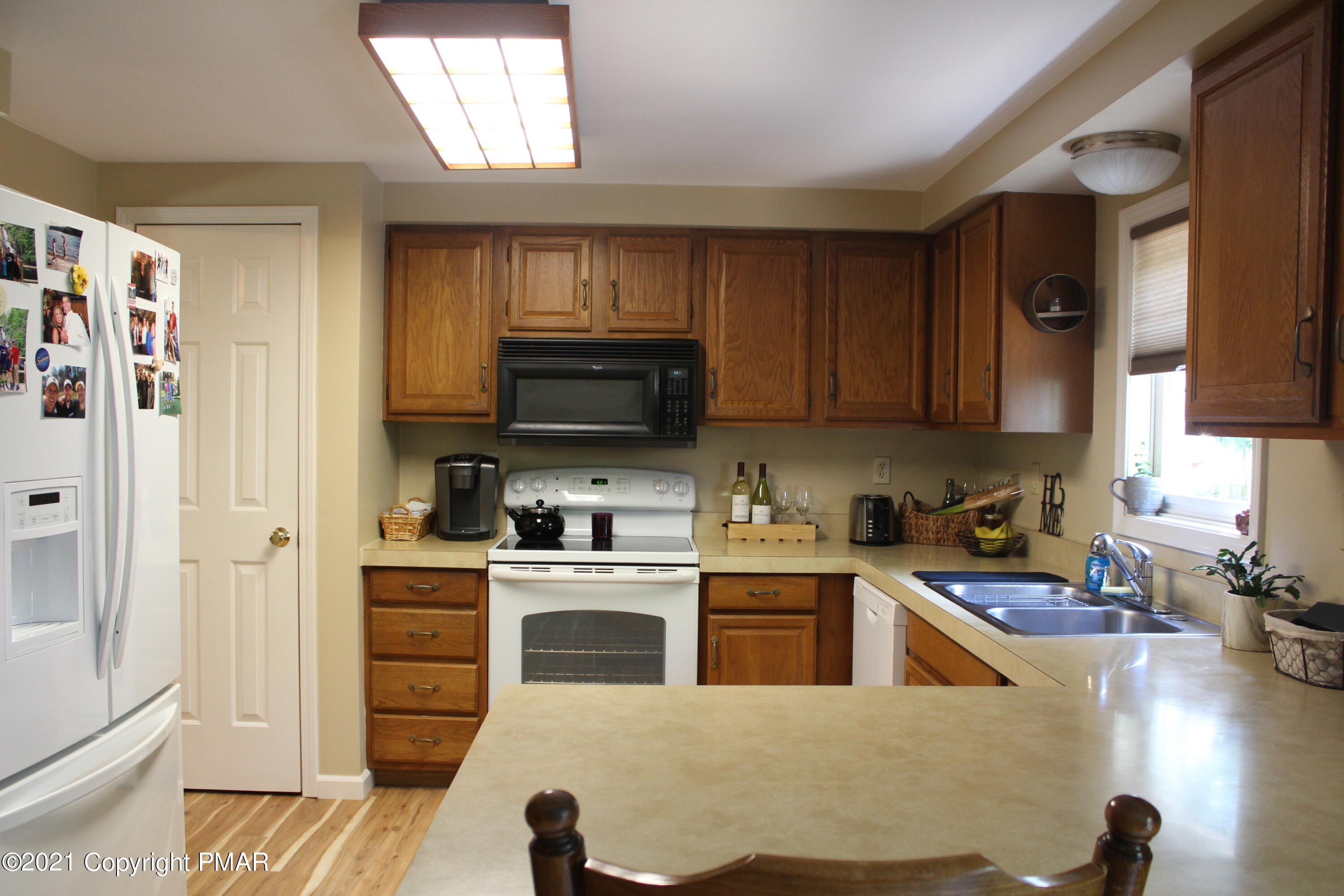 91 Turkey Ridge Road East Stroudsburg, PA 18302 - Photo 2 of 32 IMG_9158