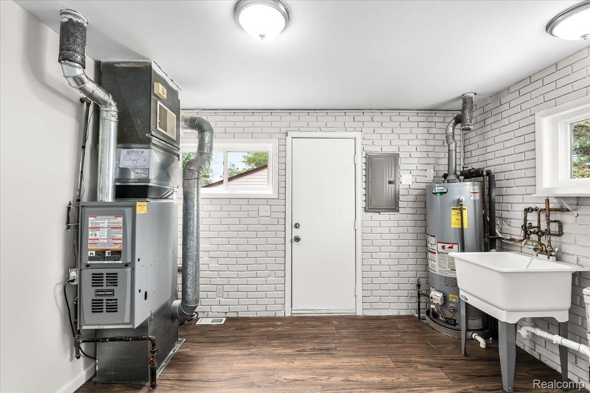 3147 Inman Street Ferndale, MI 48220 - Photo 12 of 22 Gallery Image 12