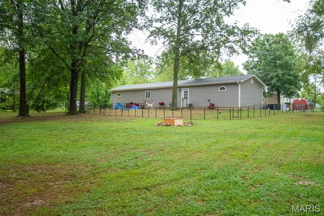 $199,900 | 66 Highland Drive, Troy, MO 63379