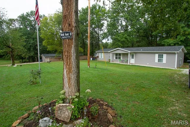 $199,900 | 66 Highland Drive, Troy, MO 63379