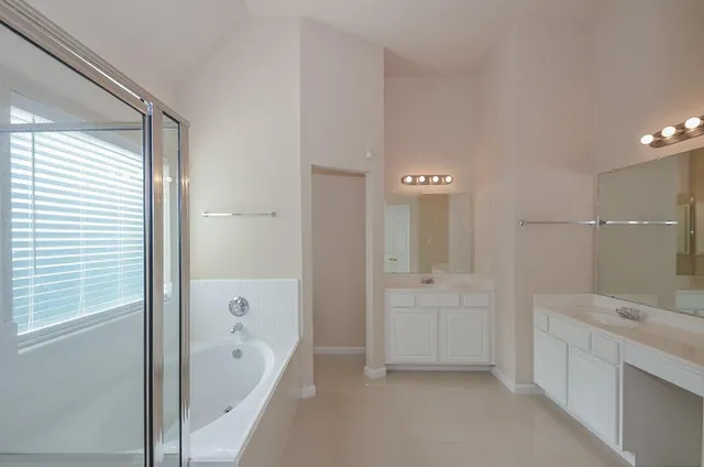 $2,500 | 2135 Brinton Oaks Court, Katy, TX 77450