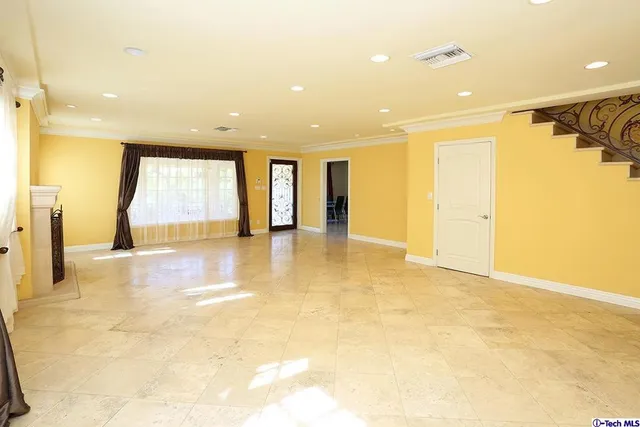 $7,900 | 430 North Bel Aire Drive, Burbank, CA 91501