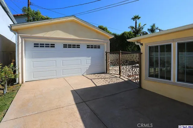 a view of a house with a garage