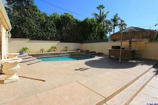 $7,900 | 430 North Bel Aire Drive, Burbank, CA 91501