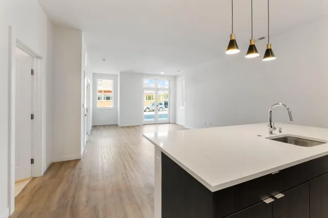 $1,765 | 5945 6th Avenue, Unit 116, Kenosha, WI 53140