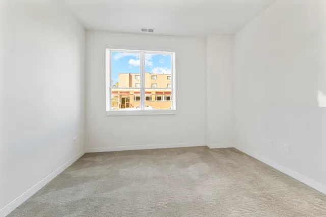 $1,765 | 5945 6th Avenue, Unit 116, Kenosha, WI 53140