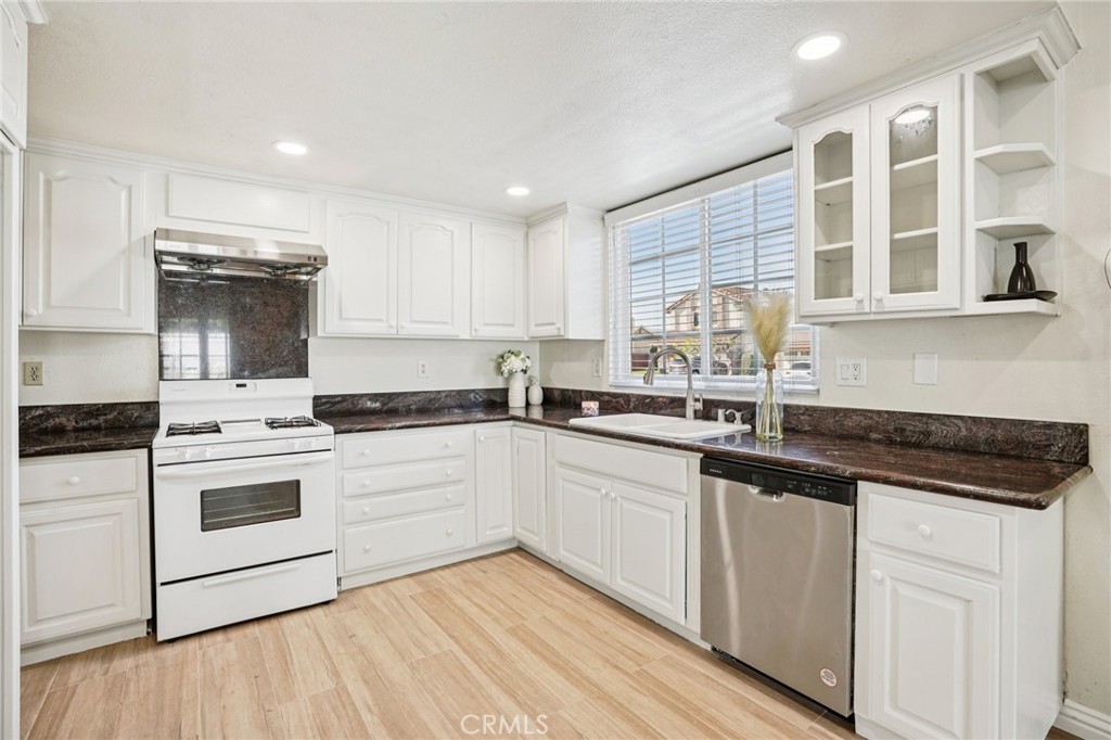 21203 Fibre Court Walnut, CA 91789 - Photo 12 of 26