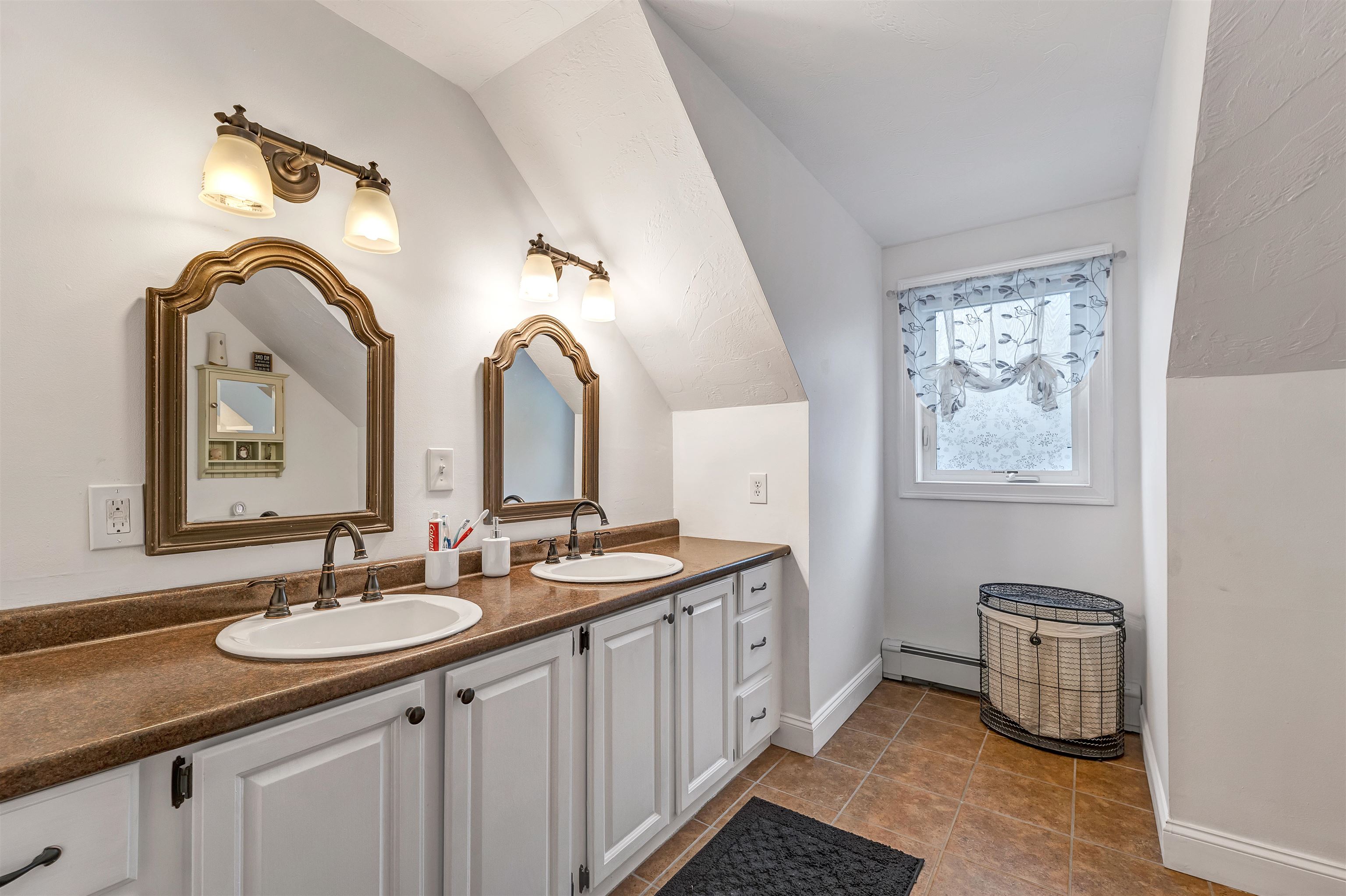 400 Catamount Road Pittsfield, NH 03263 - Photo 13 of 31