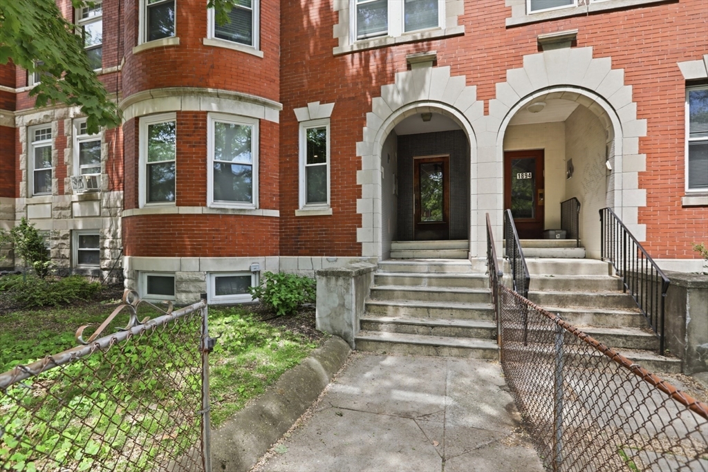 1896 Beacon Street, Unit 3 Brookline, MA 02445 - Photo 25 of 26